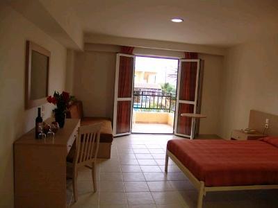 Cosman Hotel Kokkini Hani Buitenkant foto